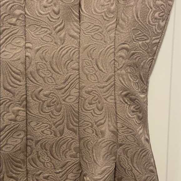 Stylist Dress A-Line - Picture 5 of 6